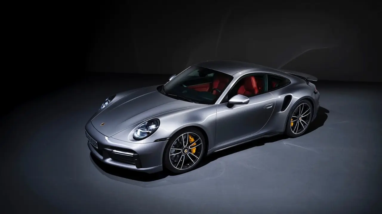 Úvodní fotka webu Porsche Studio